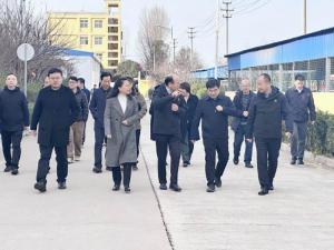 市委常委、副市長(zhǎng)潘開(kāi)名蒞臨洛陽(yáng)正大食品調(diào)研